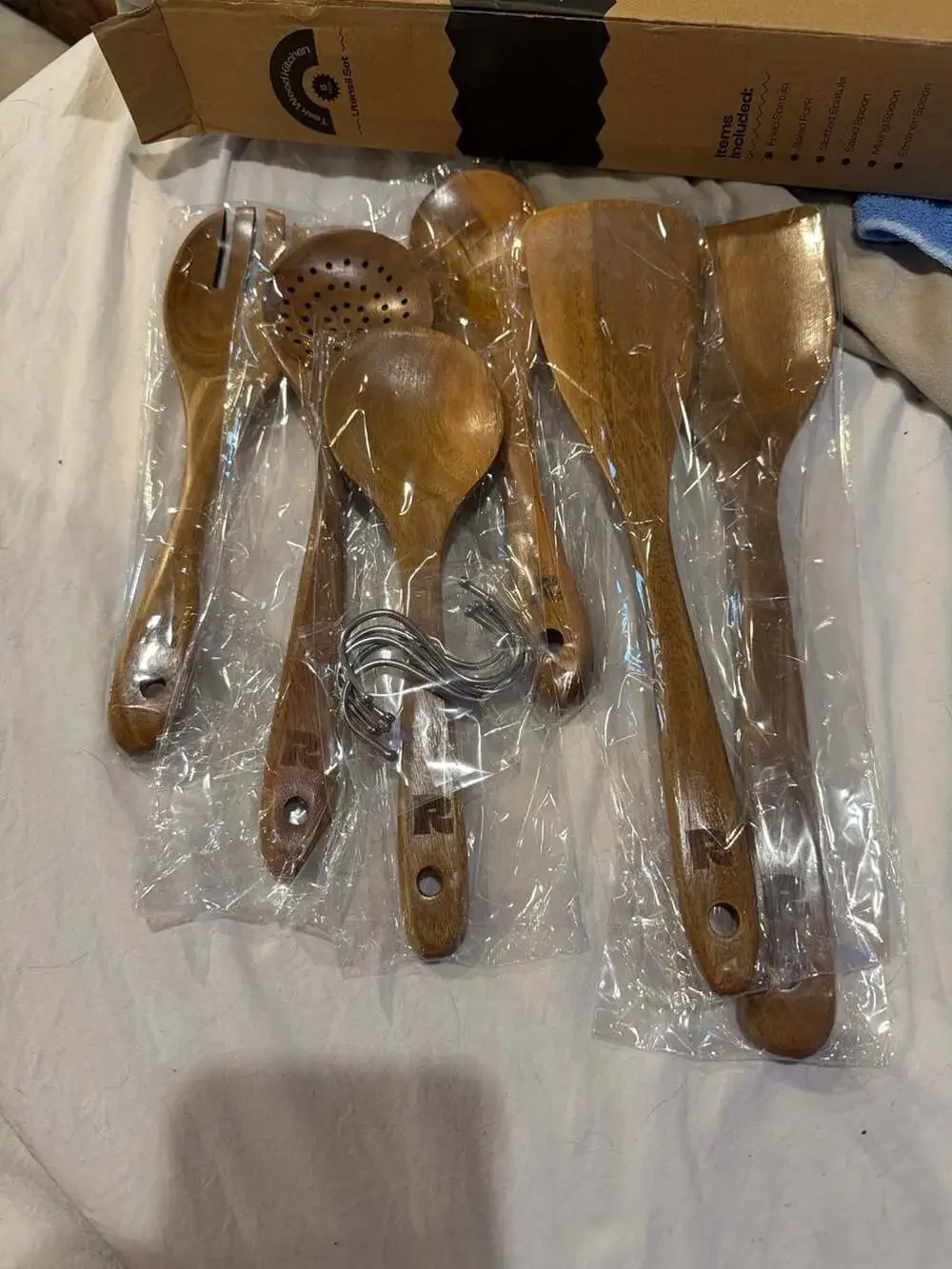 Riveira Premium 6-Piece‎ Teak Wood Kitchen Utensil Set with S-Hooks